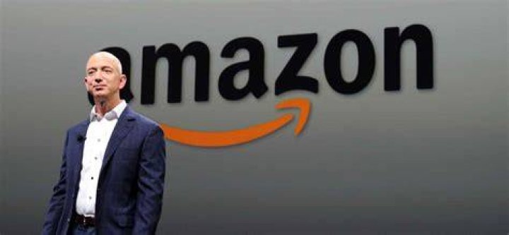 Amazon CEO Jeff Bezos Got Jacked See his Body Transformation