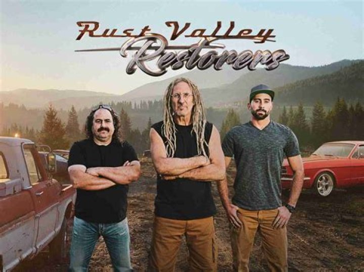 Why Rust Valley Restorers Is A Show Worth Watching On Netflix